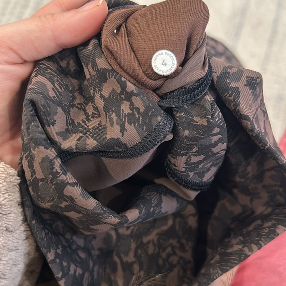 New Lululemon Leggings - Picture 10 of 11